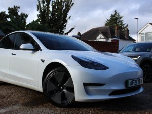 Tesla Model 3 (Dual Motor) Long Range Auto 4WDE 4dr